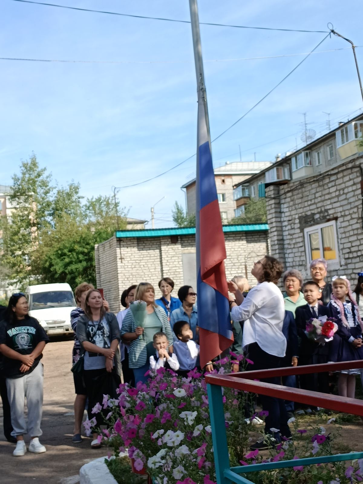 Торжественная линейка и Разговоры о важном.